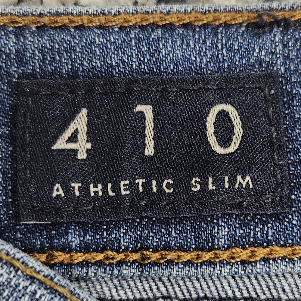 Lucky 410 Athletic Slim Blue Jeans with Classic Fading - Picture 4 of 11